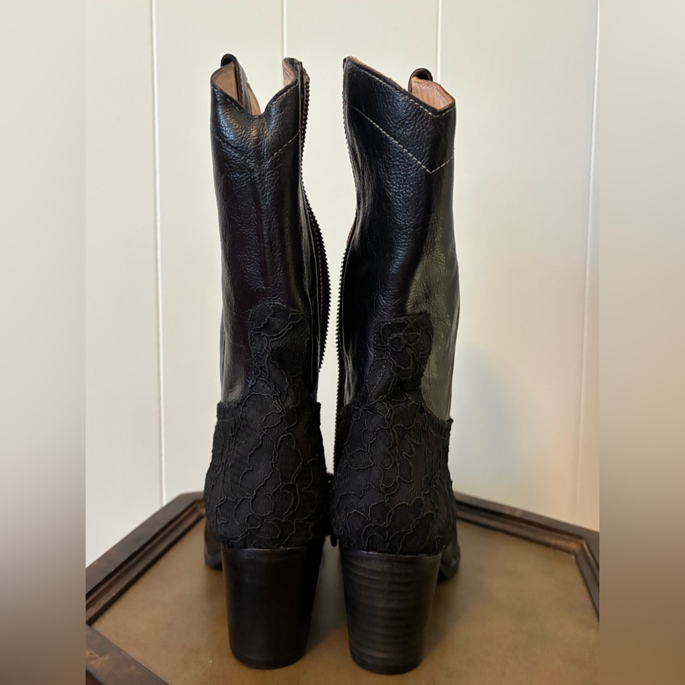NWT Oak Tree Farms Basanti Boots Size 8.5 Black Leather w/Black Lace 2.5” Heel - Picture 5 of 16